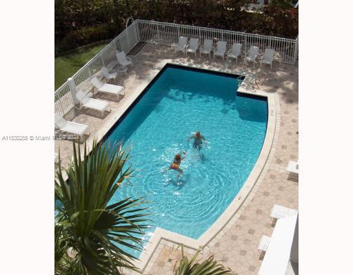 Swimming Pool/Hot Tub/Sauna