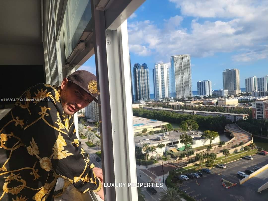 251 174th St 1611, Sunny Isles Beach, Florida 33160, 2 Bedrooms Bedrooms, ,2 BathroomsBathrooms,Residential,For Sale,251 174th St 1611,A11530427