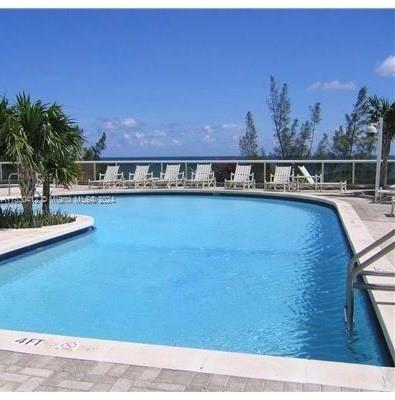 6301 Collins Ave 1103, Miami Beach, Florida 33141, 3 Bedrooms Bedrooms, ,2 BathroomsBathrooms,Residential,For Sale,6301 Collins Ave 1103,A11530412