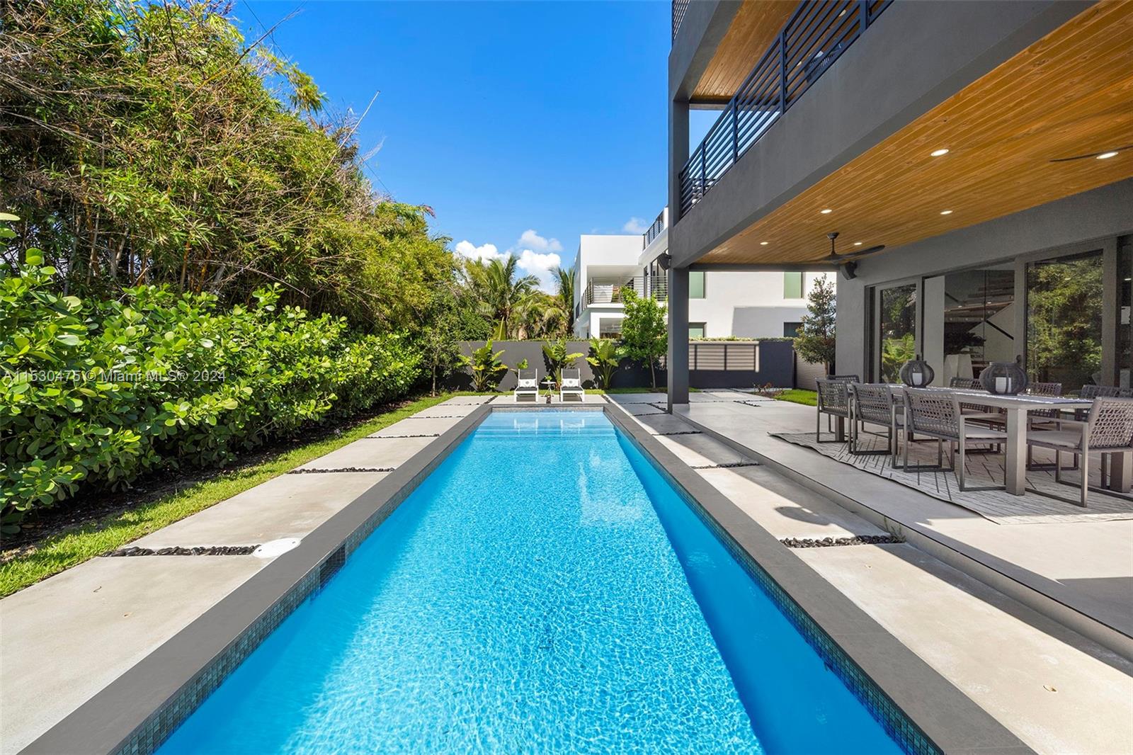 3320 NE 17th St, Fort Lauderdale, Florida 33305, 6 Bedrooms Bedrooms, ,6 BathroomsBathrooms,Residential,For Sale,3320 NE 17th St,A11530475