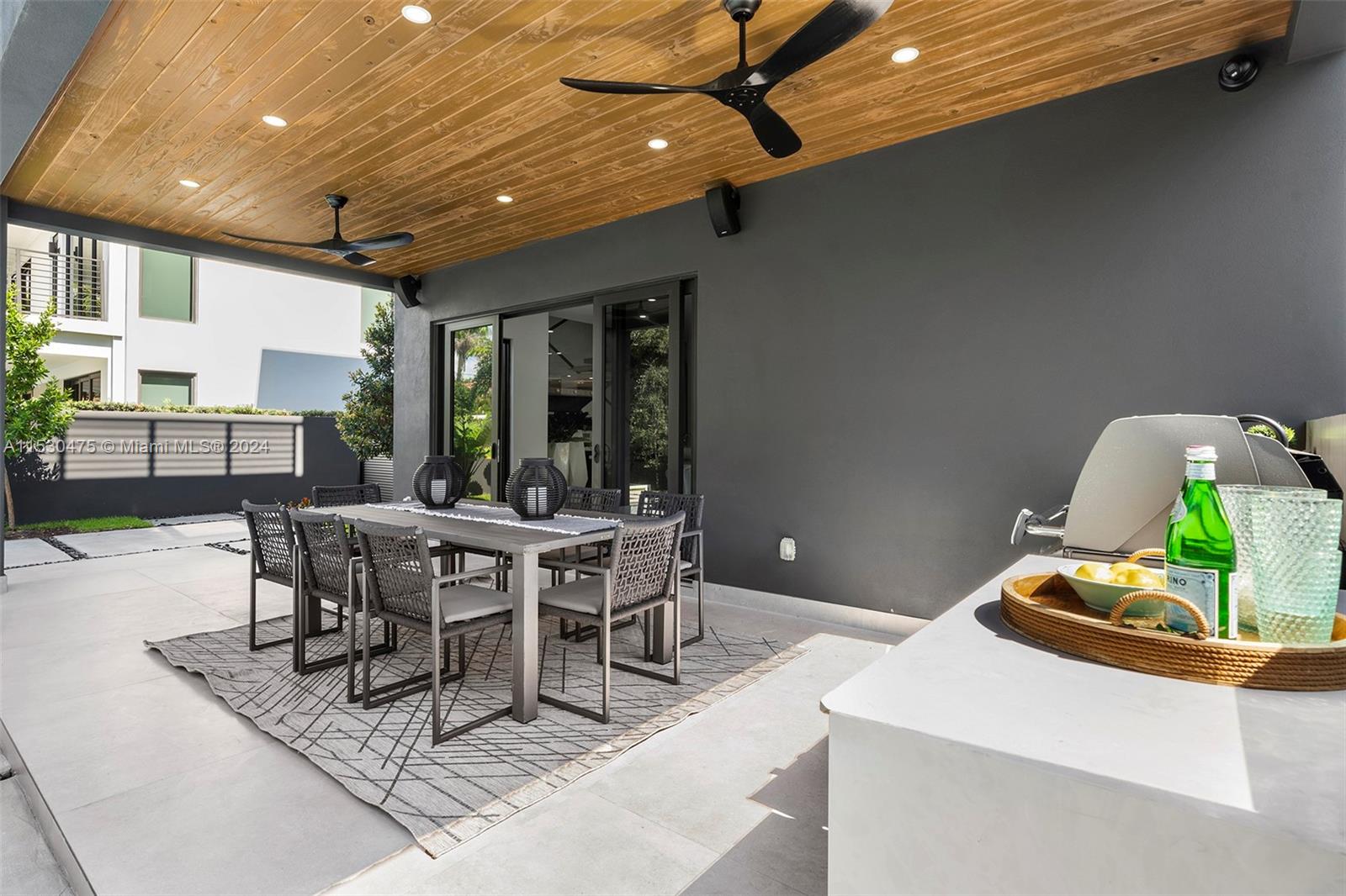 3320 NE 17th St, Fort Lauderdale, Florida 33305, 6 Bedrooms Bedrooms, ,6 BathroomsBathrooms,Residential,For Sale,3320 NE 17th St,A11530475