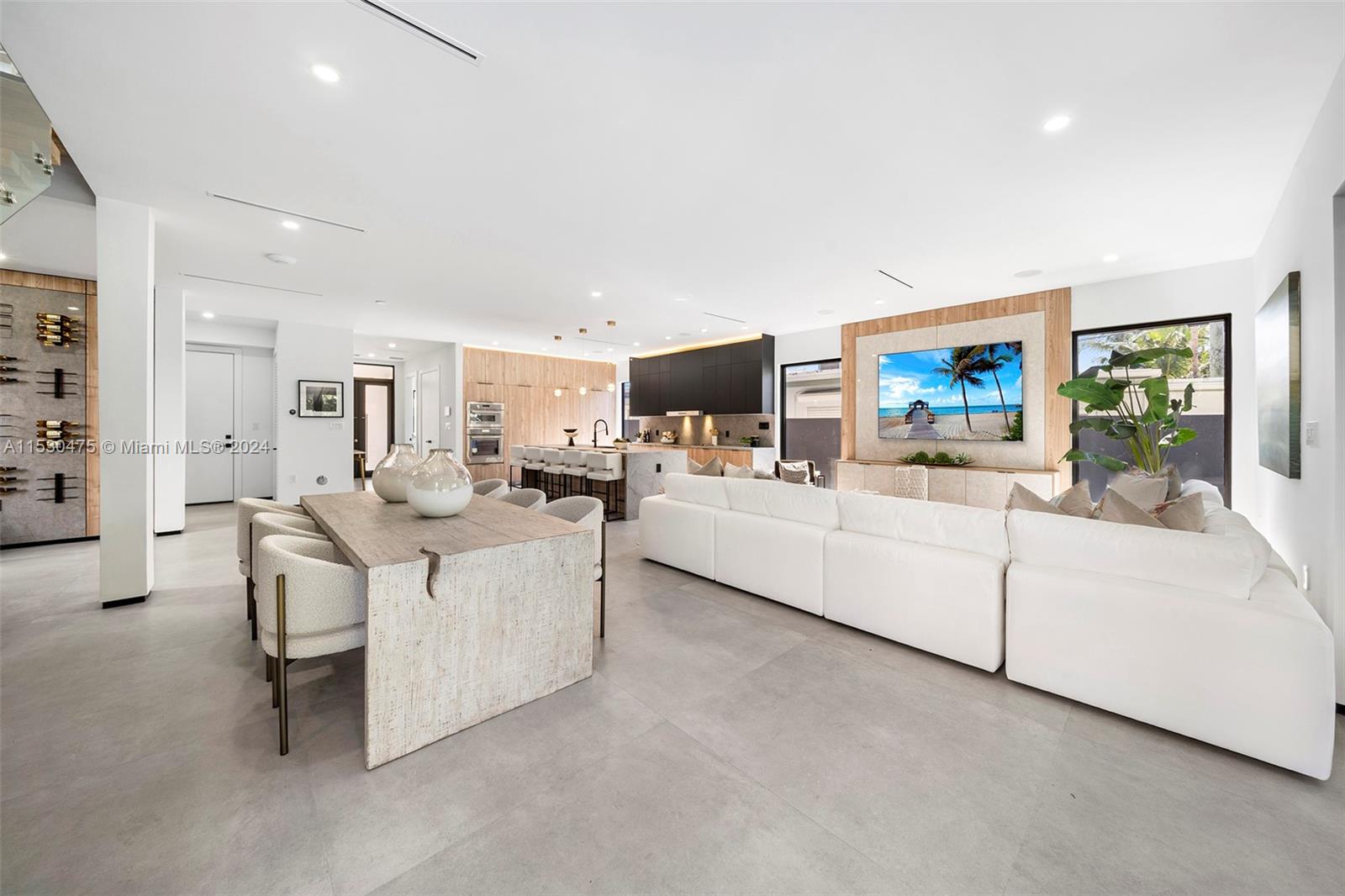 3320 NE 17th St, Fort Lauderdale, Florida 33305, 6 Bedrooms Bedrooms, ,6 BathroomsBathrooms,Residential,For Sale,3320 NE 17th St,A11530475