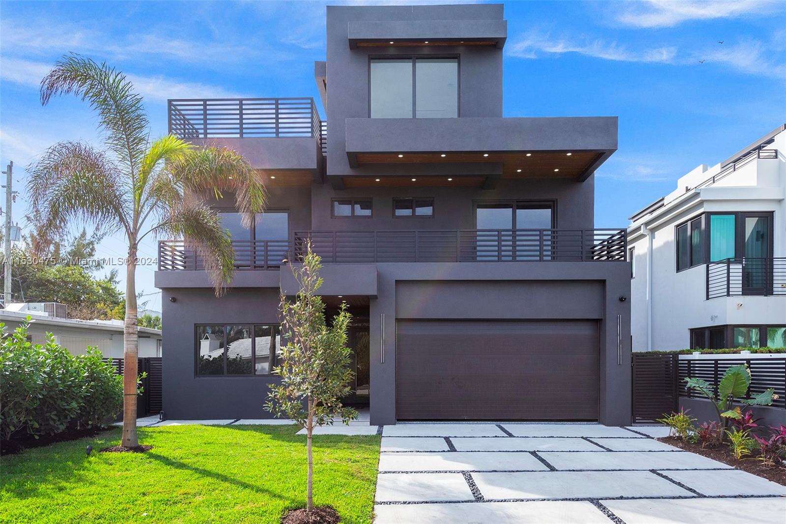 3320 NE 17th St, Fort Lauderdale, Florida 33305, 6 Bedrooms Bedrooms, ,6 BathroomsBathrooms,Residential,For Sale,3320 NE 17th St,A11530475