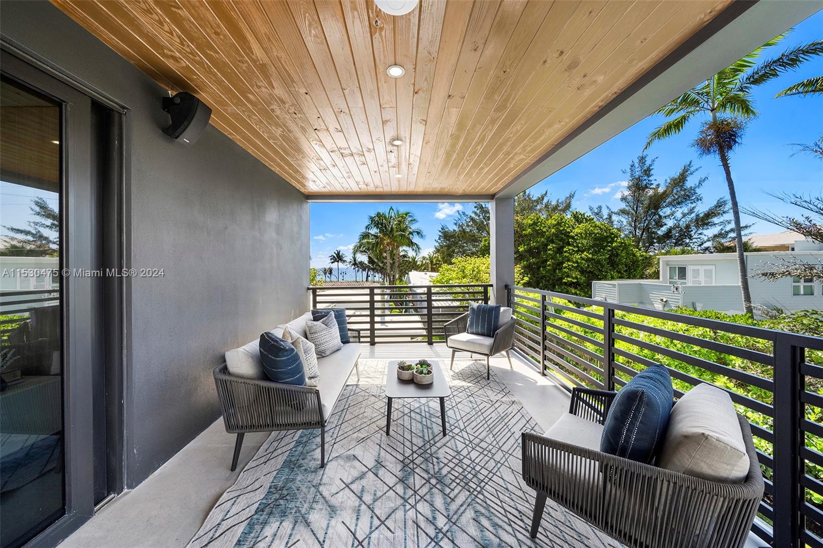 3320 NE 17th St, Fort Lauderdale, Florida 33305, 6 Bedrooms Bedrooms, ,6 BathroomsBathrooms,Residential,For Sale,3320 NE 17th St,A11530475