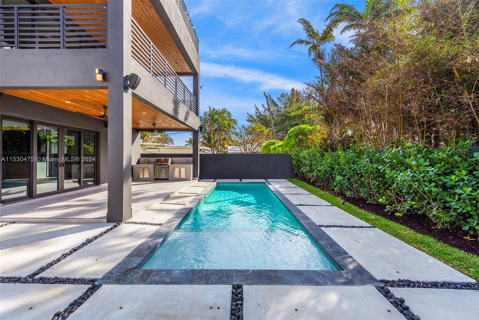 3320 NE 17th St, Fort Lauderdale, Florida 33305, 6 Bedrooms Bedrooms, ,6 BathroomsBathrooms,Residential,For Sale,3320 NE 17th St,A11530475
