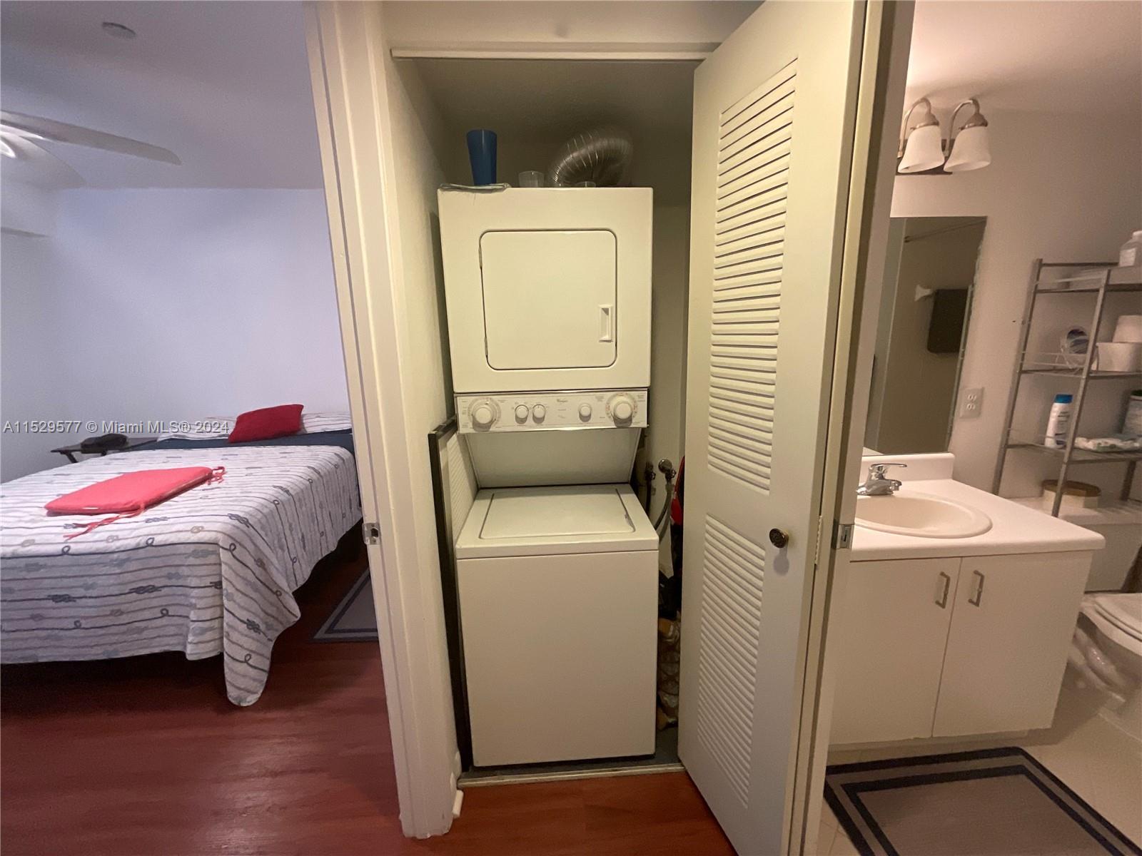 1651 SW 127th Ave 404A, Pembroke Pines, Florida 33027, 2 Bedrooms Bedrooms, ,2 BathroomsBathrooms,Residential,For Sale,1651 SW 127th Ave 404A,A11529577