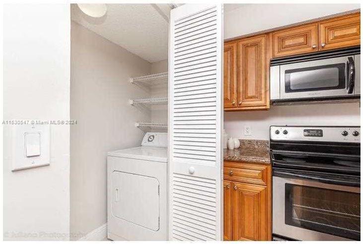 1251 SW 46th Ave 1506, Pompano Beach, Florida 33069, 2 Bedrooms Bedrooms, ,2 BathroomsBathrooms,Residential,For Sale,1251 SW 46th Ave 1506,A11530547