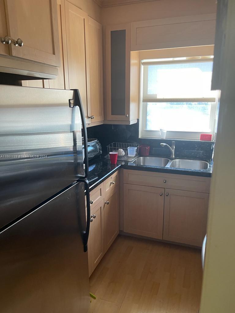 4747 Collins Ave 303, Miami Beach, Florida 33140, 1 Bedroom Bedrooms, ,1 BathroomBathrooms,Residentiallease,For Rent,4747 Collins Ave 303,A11501129