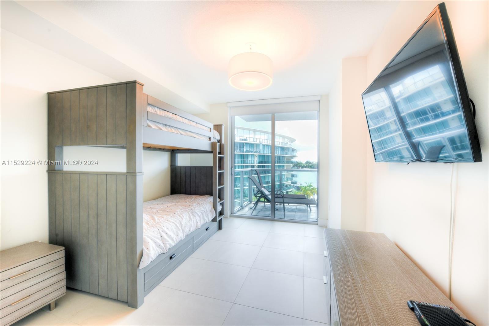 6700 Indian Creek Dr 604, Miami Beach, Florida 33141, 2 Bedrooms Bedrooms, ,2 BathroomsBathrooms,Residentiallease,For Rent,6700 Indian Creek Dr 604,A11529224