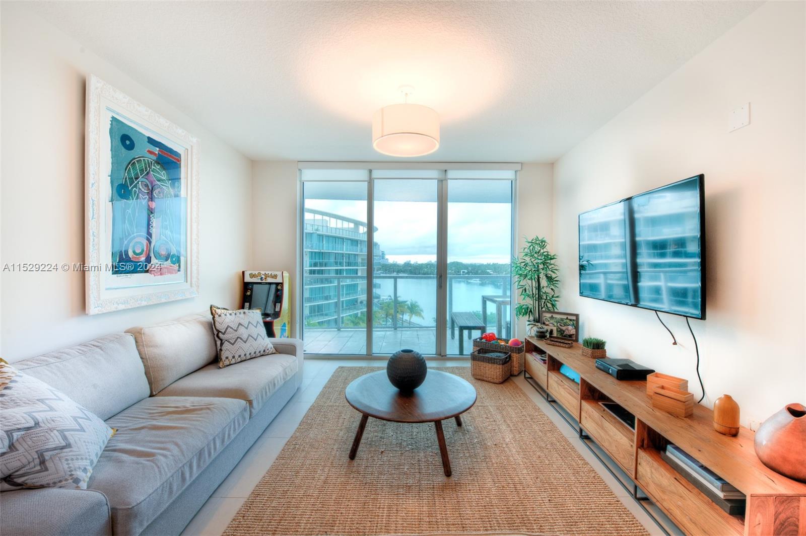 6700 Indian Creek Dr 604, Miami Beach, Florida 33141, 2 Bedrooms Bedrooms, ,2 BathroomsBathrooms,Residentiallease,For Rent,6700 Indian Creek Dr 604,A11529224