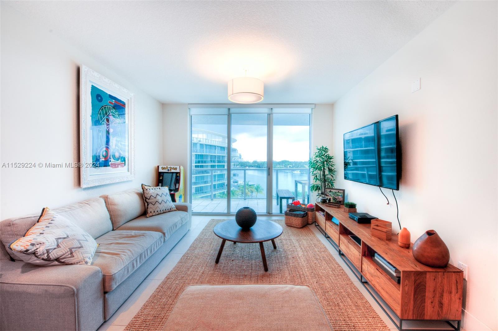6700 Indian Creek Dr 604, Miami Beach, Florida 33141, 2 Bedrooms Bedrooms, ,2 BathroomsBathrooms,Residentiallease,For Rent,6700 Indian Creek Dr 604,A11529224