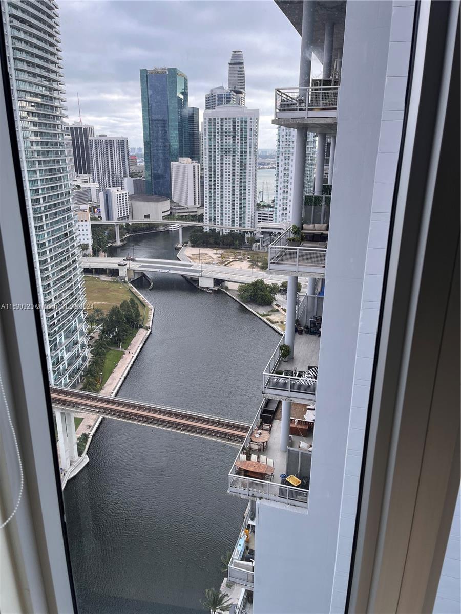 185 SW 7th St 3211, Miami, Florida 33130, 3 Bedrooms Bedrooms, ,3 BathroomsBathrooms,Residentiallease,For Rent,185 SW 7th St 3211,A11530320
