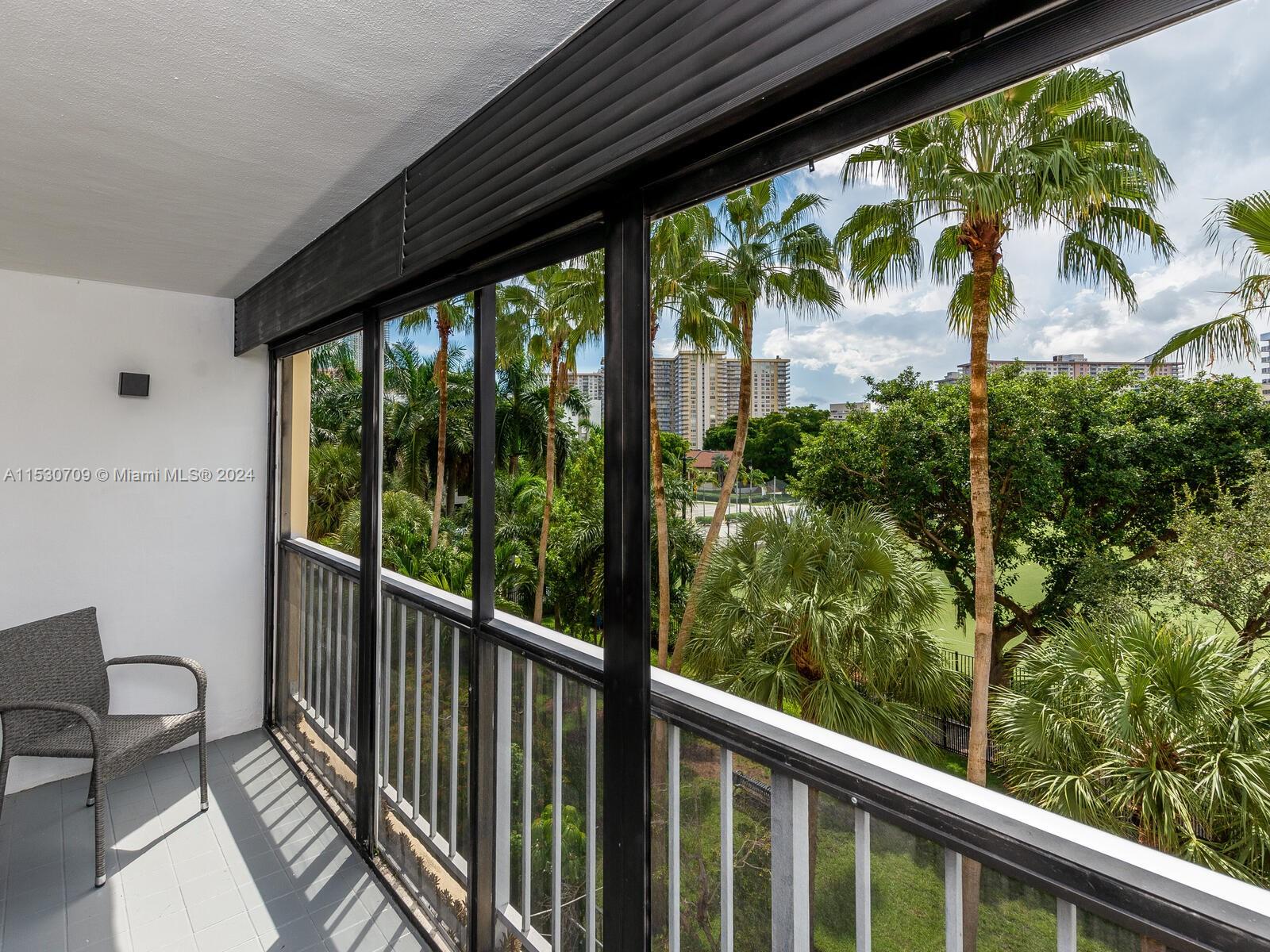 200 178th Dr 410, Sunny Isles Beach, Florida 33160, 1 Bedroom Bedrooms, ,1 BathroomBathrooms,Residential,For Sale,200 178th Dr 410,A11530709