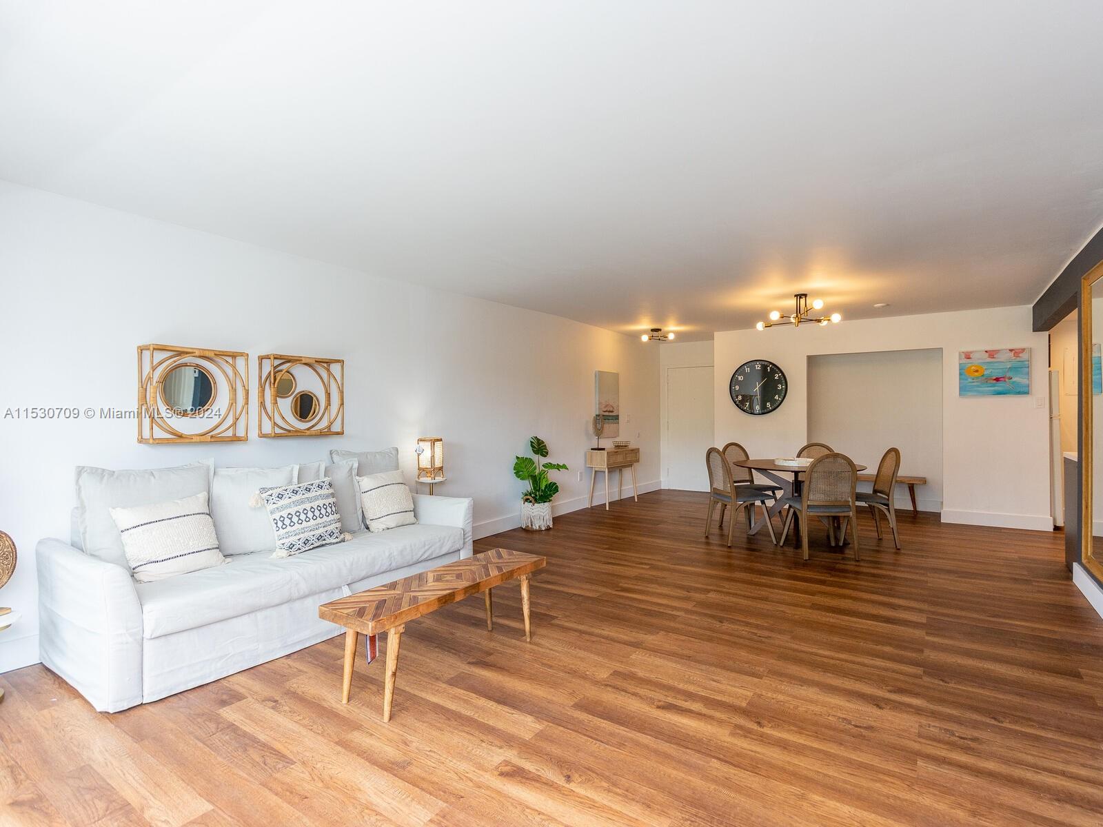 200 178th Dr 410, Sunny Isles Beach, Florida 33160, 1 Bedroom Bedrooms, ,1 BathroomBathrooms,Residential,For Sale,200 178th Dr 410,A11530709