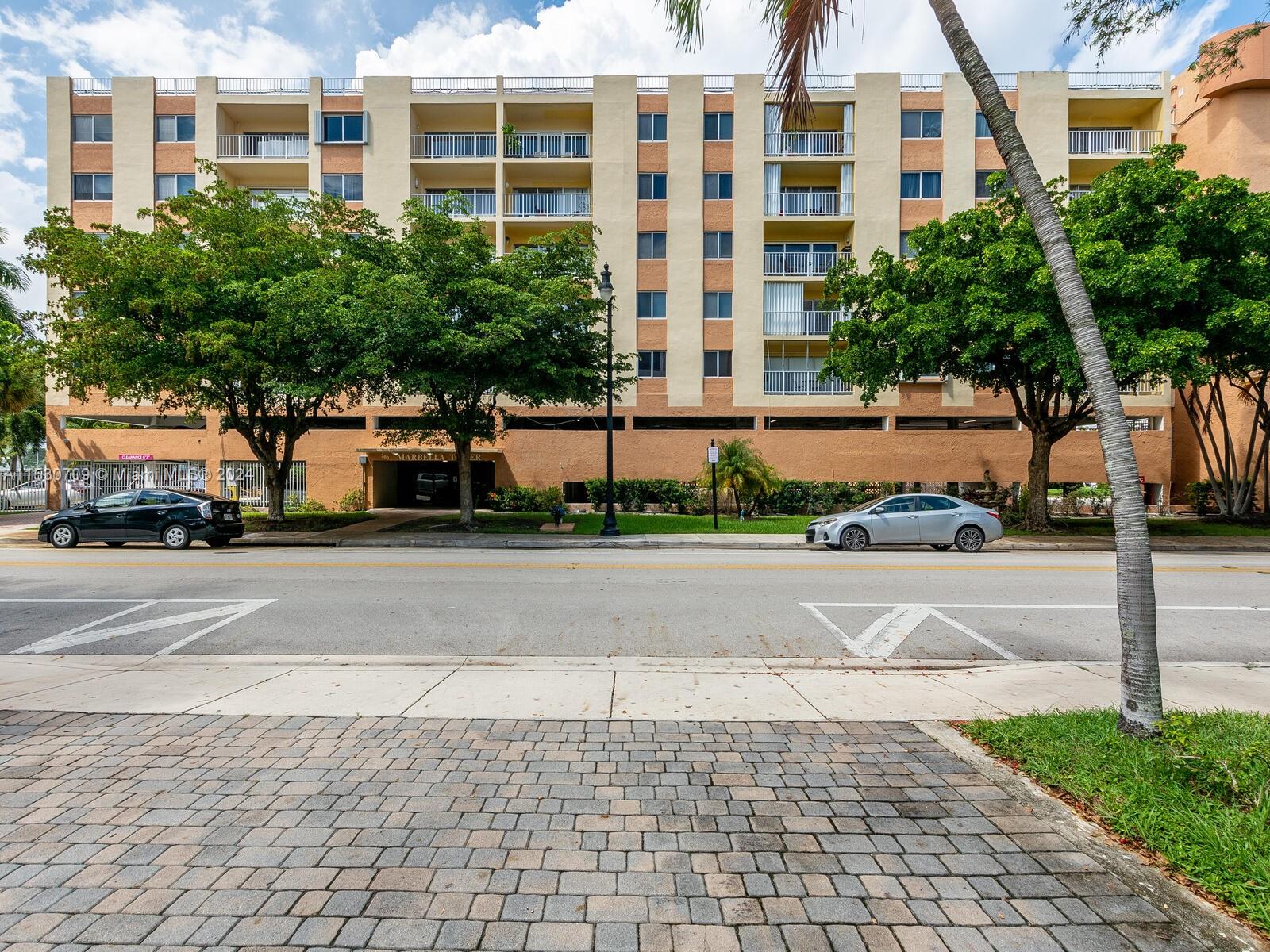 200 178th Dr 410, Sunny Isles Beach, Florida 33160, 1 Bedroom Bedrooms, ,1 BathroomBathrooms,Residential,For Sale,200 178th Dr 410,A11530709
