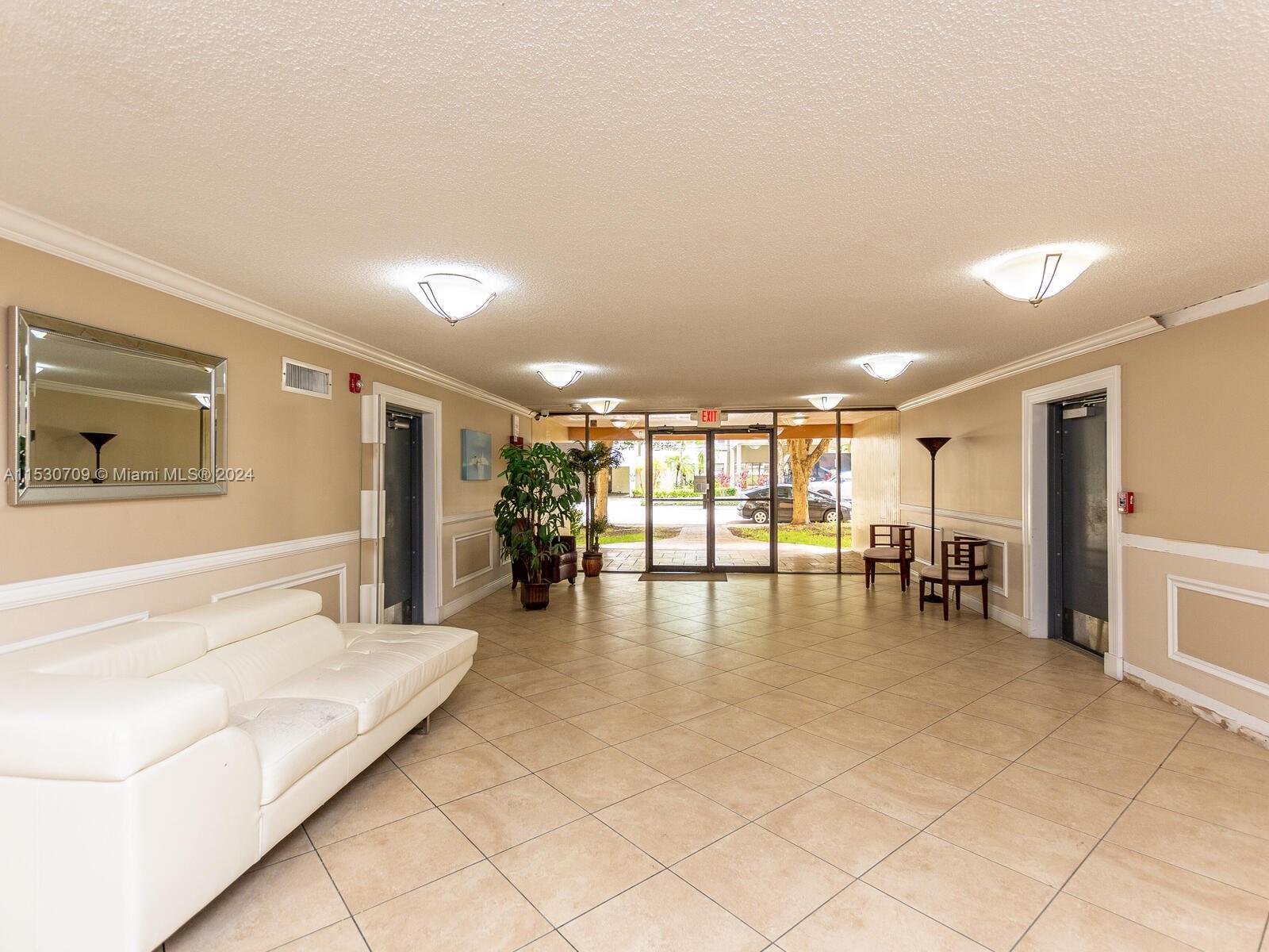 200 178th Dr 410, Sunny Isles Beach, Florida 33160, 1 Bedroom Bedrooms, ,1 BathroomBathrooms,Residential,For Sale,200 178th Dr 410,A11530709