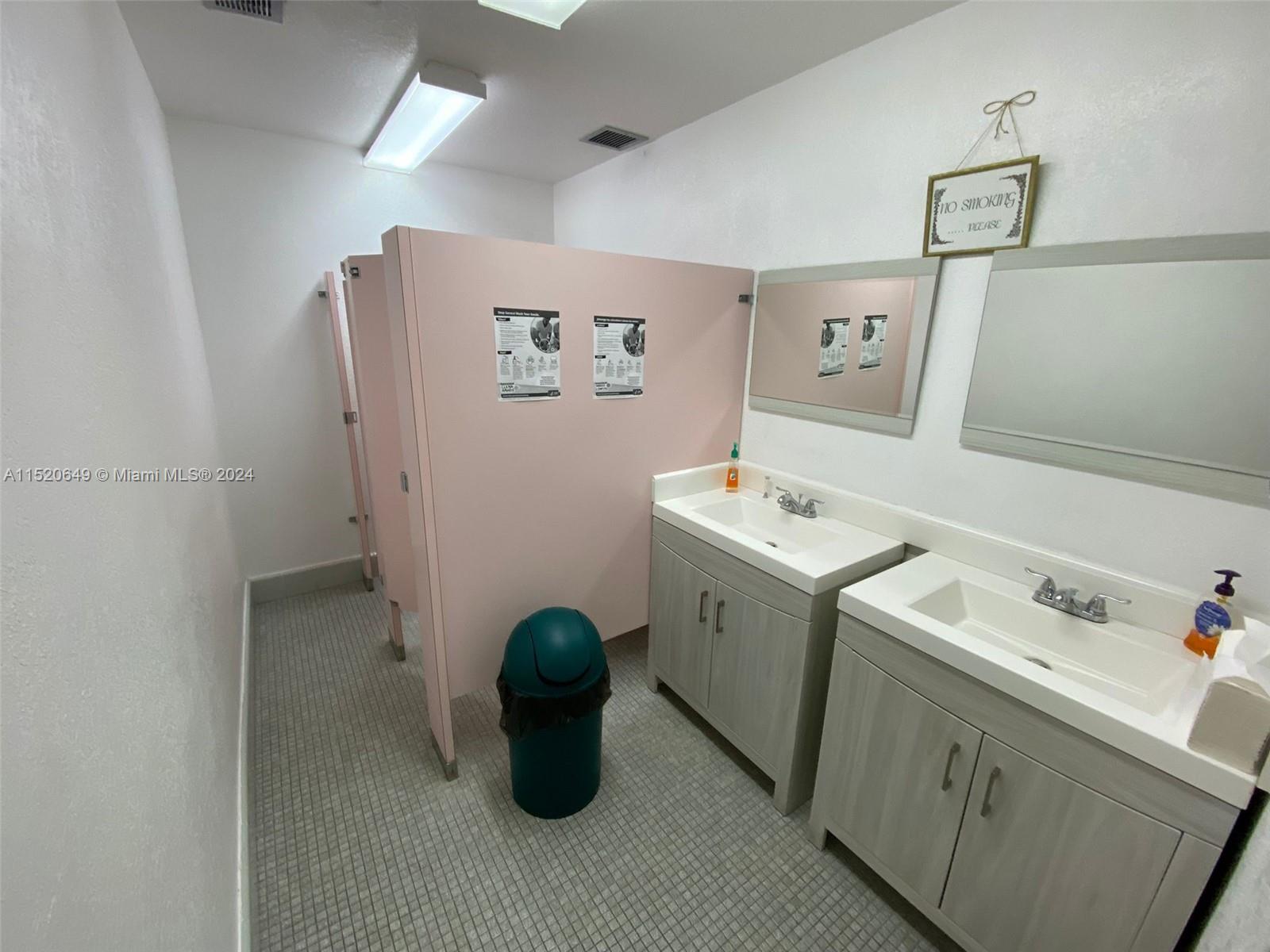 5245 NW 36th St 208, Miami Springs, Florida 33166, ,Commerciallease,For Rent,5245 NW 36th St 208,A11520649
