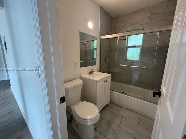 535 SW 7th St 4, Miami, Florida 33130, 2 Bedrooms Bedrooms, ,1 BathroomBathrooms,Residentiallease,For Rent,535 SW 7th St 4,A11530740