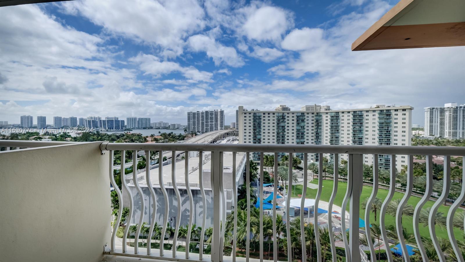 19201 COLLINS AV 1131, Sunny Isles Beach, Florida 33160, ,1 BathroomBathrooms,Residential,For Sale,19201 COLLINS AV 1131,A11530778