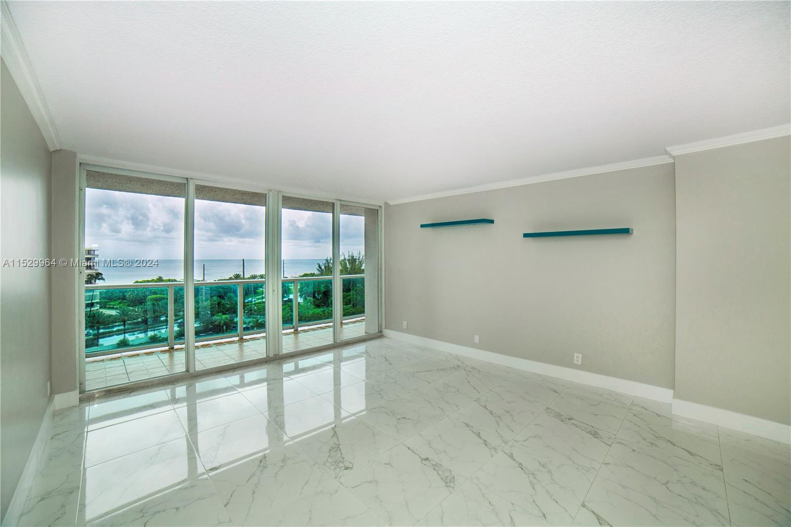100 Bayview Dr 809, Sunny Isles Beach, Florida 33160, 1 Bedroom Bedrooms, ,1 BathroomBathrooms,Residentiallease,For Rent,100 Bayview Dr 809,A11529964