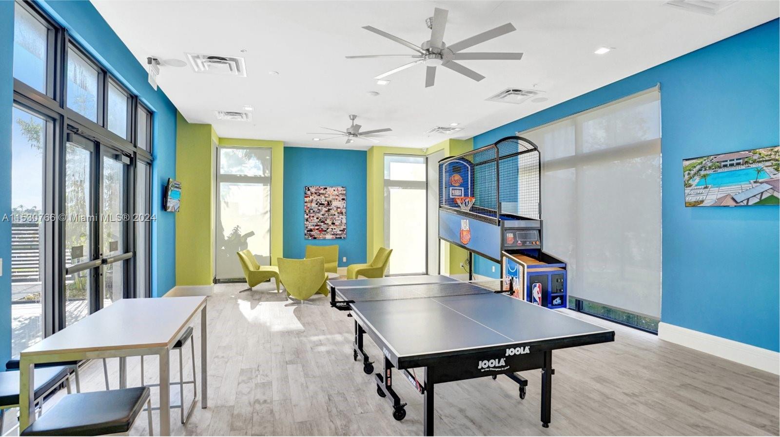 41st NW 8265 C-202, Doral, Florida 33166, 1 Bedroom Bedrooms, ,1 BathroomBathrooms,Residential,For Sale,41st NW 8265 C-202,A11530766