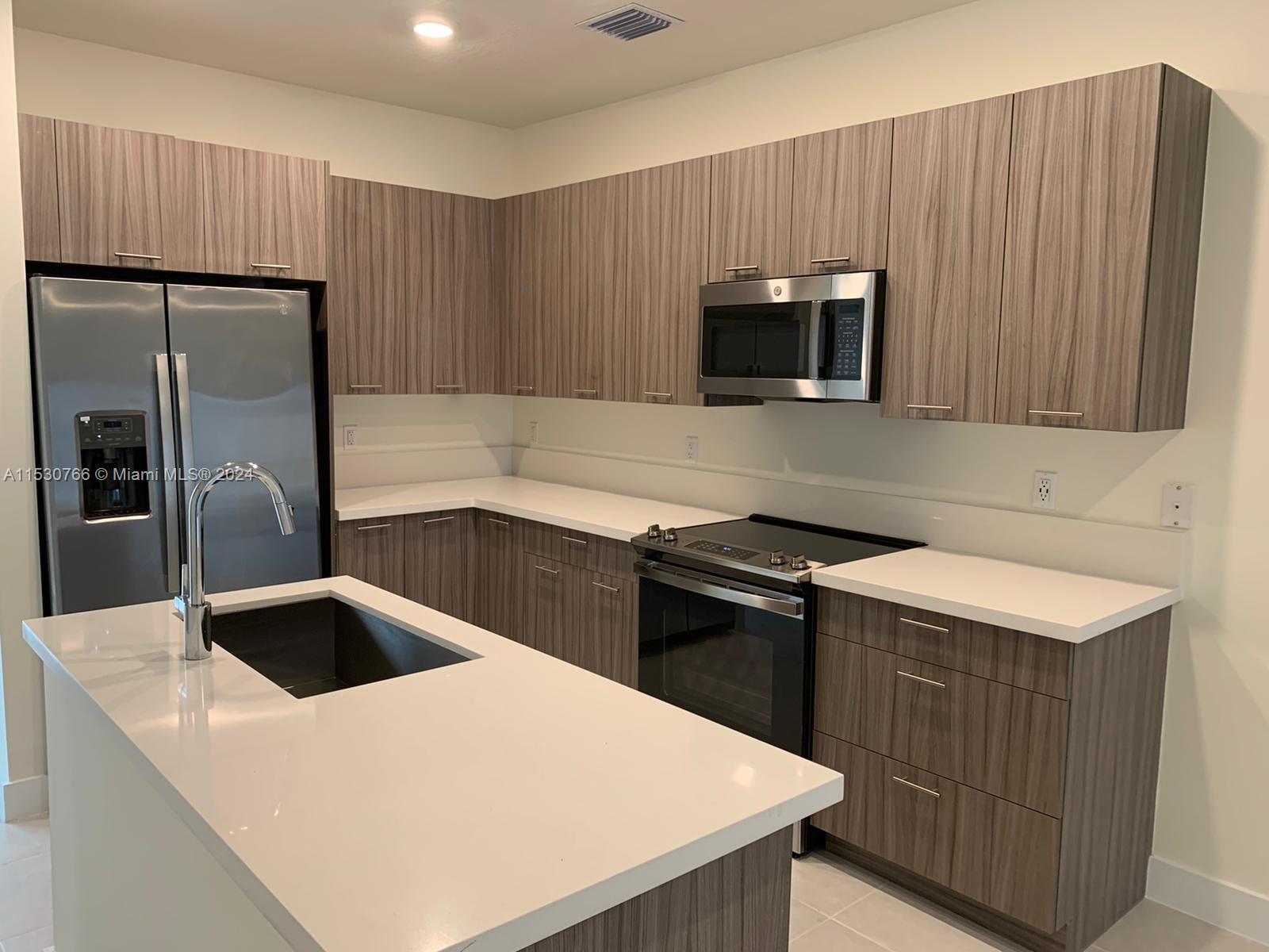 41st NW 8265 C-202, Doral, Florida 33166, 1 Bedroom Bedrooms, ,1 BathroomBathrooms,Residential,For Sale,41st NW 8265 C-202,A11530766
