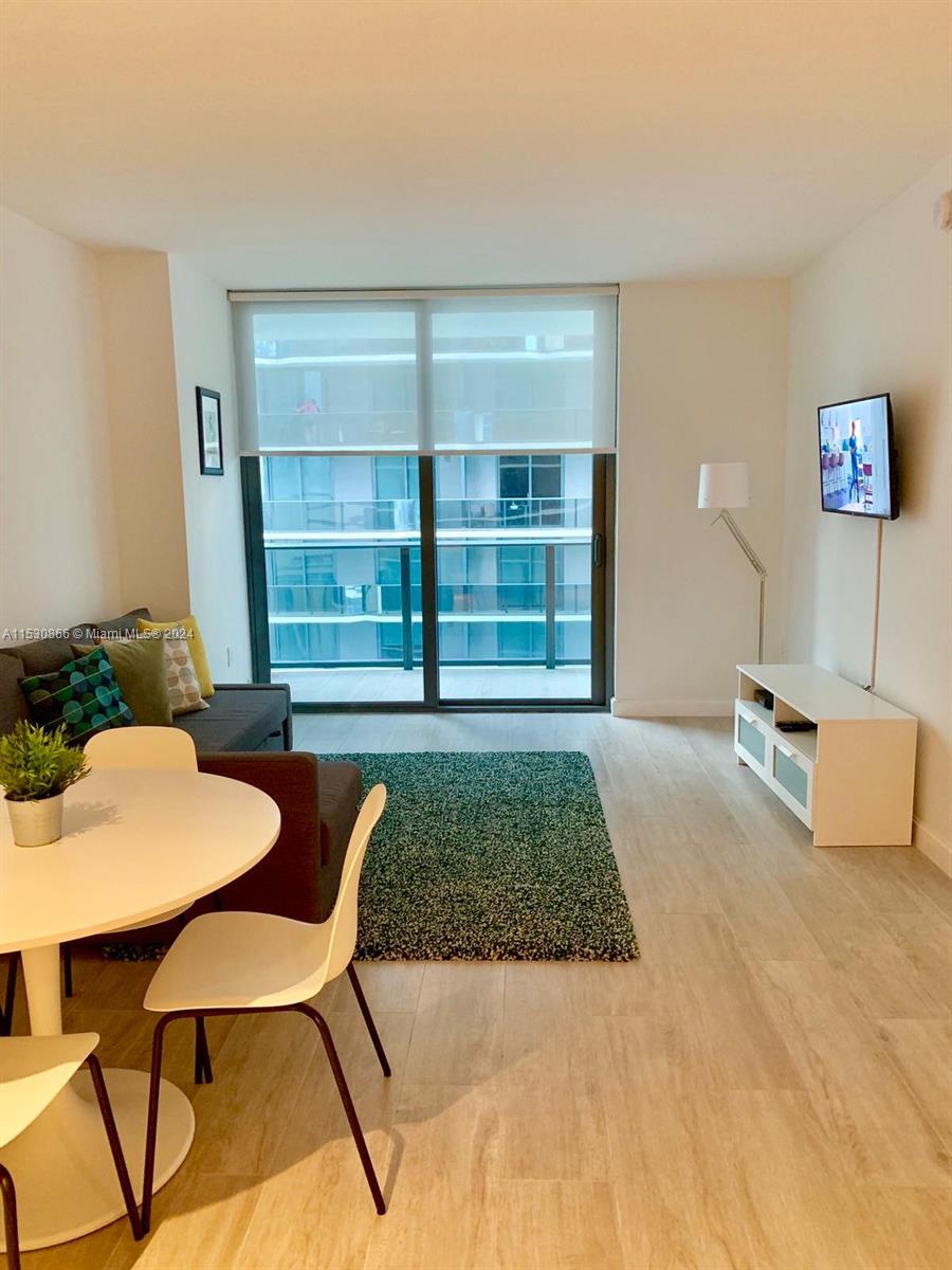 45 SW 9th St 1407, Miami, Florida 33130, 1 Bedroom Bedrooms, ,1 BathroomBathrooms,Residentiallease,For Rent,45 SW 9th St 1407,A11530866