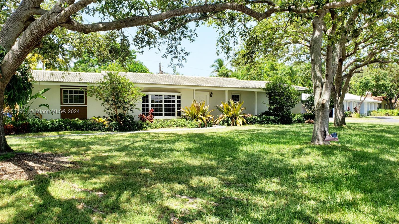 7481 SW 158th Ter  For Sale A11530901, FL