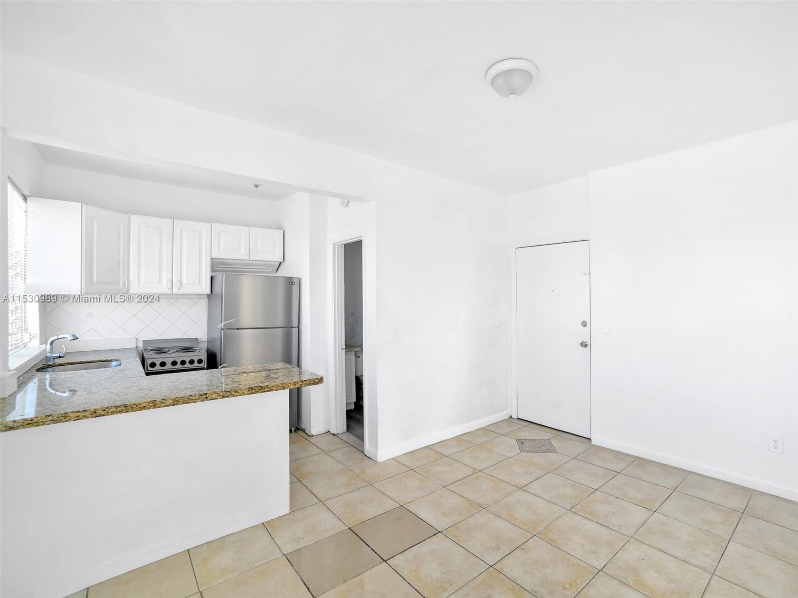 265 E 7th St 4, Hialeah, Florida 33010, 1 Bedroom Bedrooms, ,1 BathroomBathrooms,Residentiallease,For Rent,265 E 7th St 4,A11530989