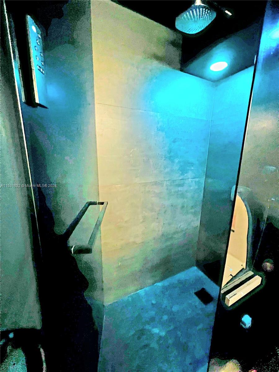 250 S 174th St 1401, Sunny Isles Beach, Florida 33160, 2 Bedrooms Bedrooms, ,2 BathroomsBathrooms,Residentiallease,For Rent,250 S 174th St 1401,A11531022