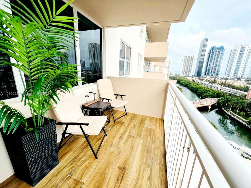 250 S 174th St 1401, Sunny Isles Beach, Florida 33160, 2 Bedrooms Bedrooms, ,2 BathroomsBathrooms,Residentiallease,For Rent,250 S 174th St 1401,A11531022