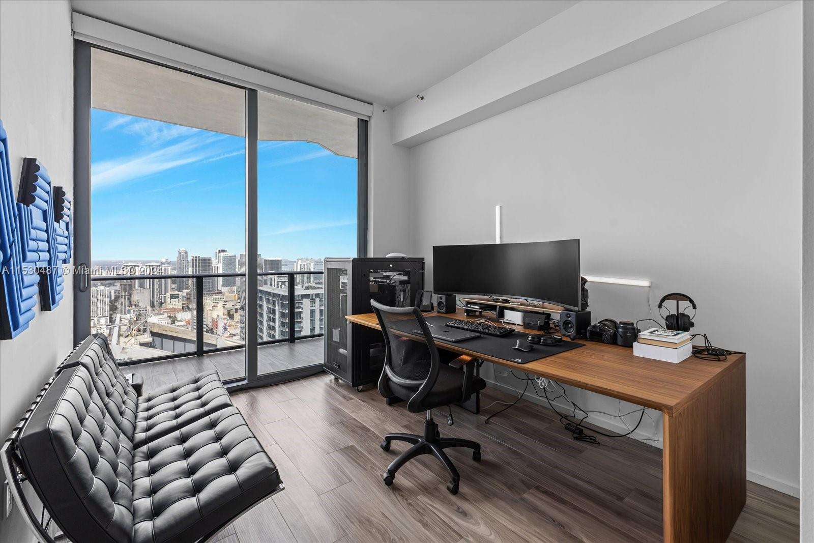 801 S Miami Ave 5509, Miami, Florida 33130, 3 Bedrooms Bedrooms, ,3 BathroomsBathrooms,Residential,For Sale,801 S Miami Ave 5509,A11530487