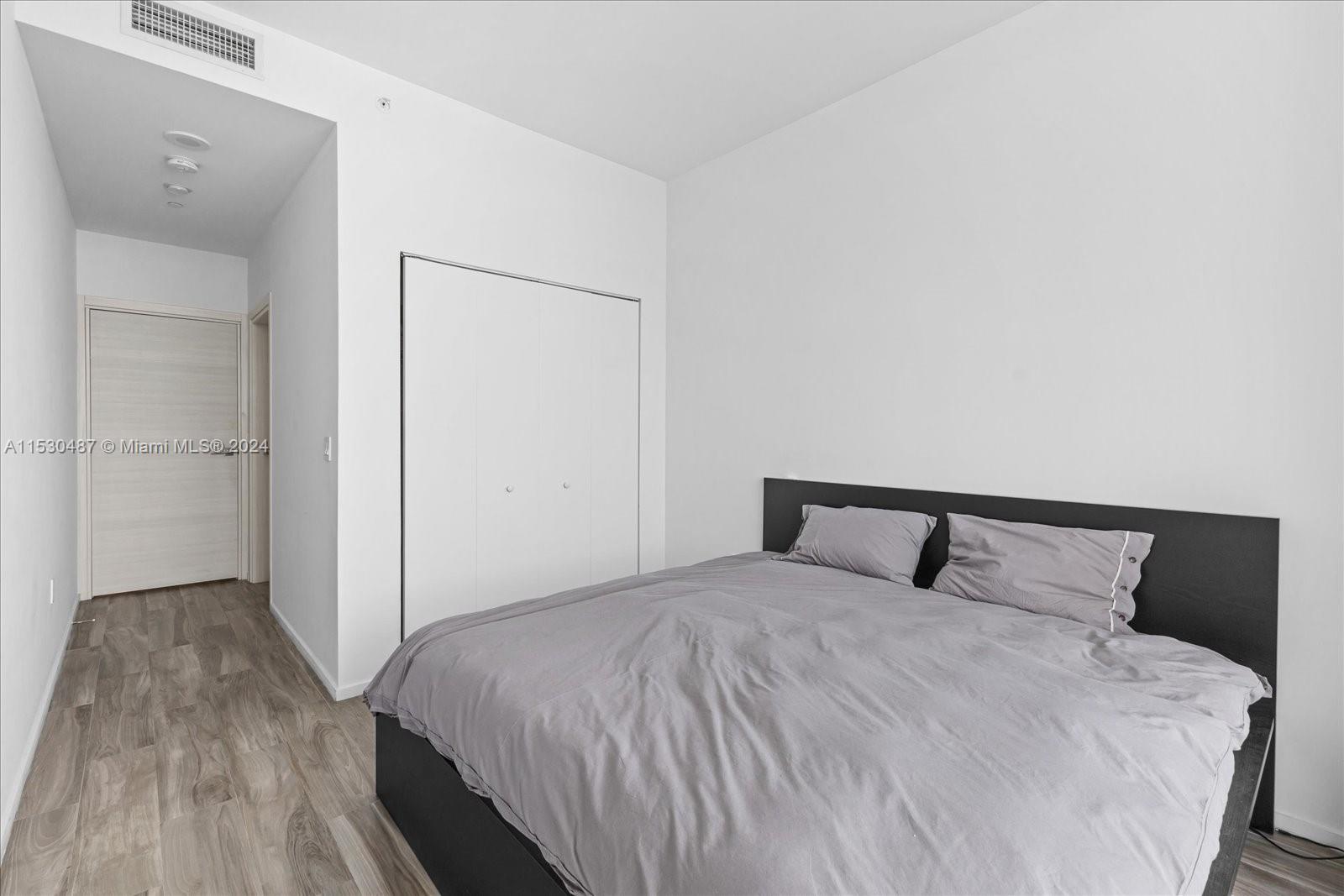 801 S Miami Ave 5509, Miami, Florida 33130, 3 Bedrooms Bedrooms, ,3 BathroomsBathrooms,Residential,For Sale,801 S Miami Ave 5509,A11530487