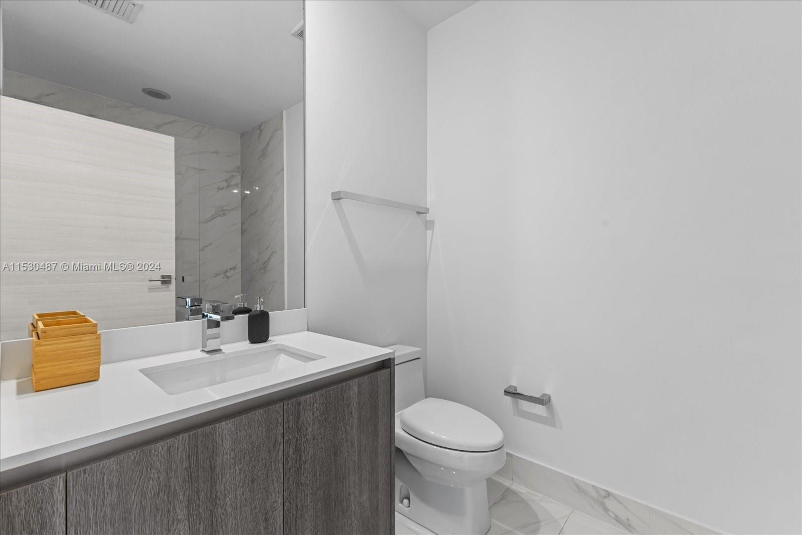 801 S Miami Ave 5509, Miami, Florida 33130, 3 Bedrooms Bedrooms, ,3 BathroomsBathrooms,Residential,For Sale,801 S Miami Ave 5509,A11530487