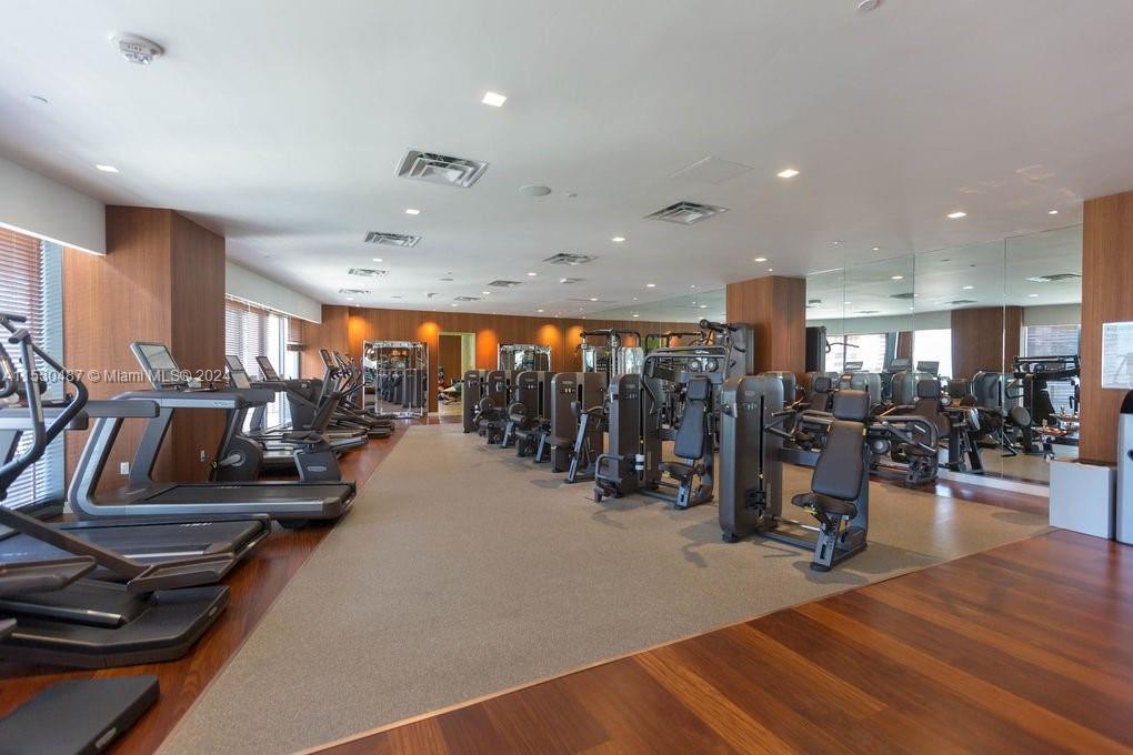801 S Miami Ave 5509, Miami, Florida 33130, 3 Bedrooms Bedrooms, ,3 BathroomsBathrooms,Residential,For Sale,801 S Miami Ave 5509,A11530487
