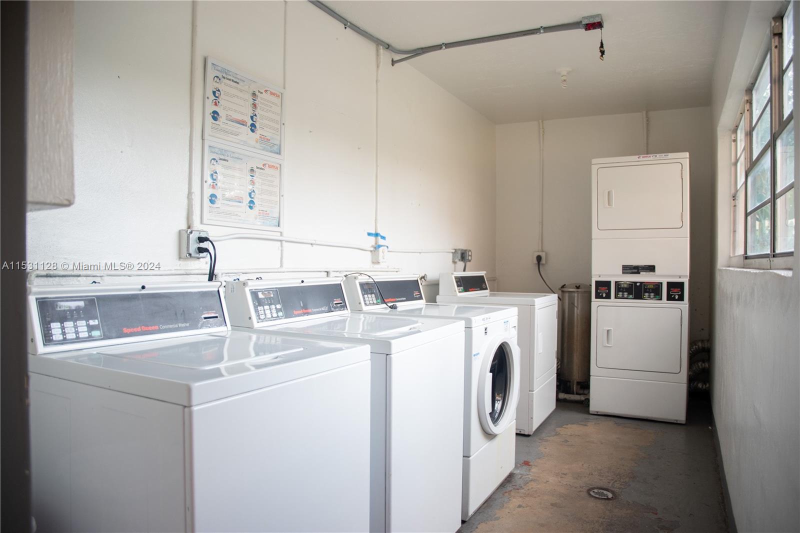 251 NE 187th St 826, Miami, Florida 33179, 1 Bedroom Bedrooms, ,1 BathroomBathrooms,Residential,For Sale,251 NE 187th St 826,A11531128