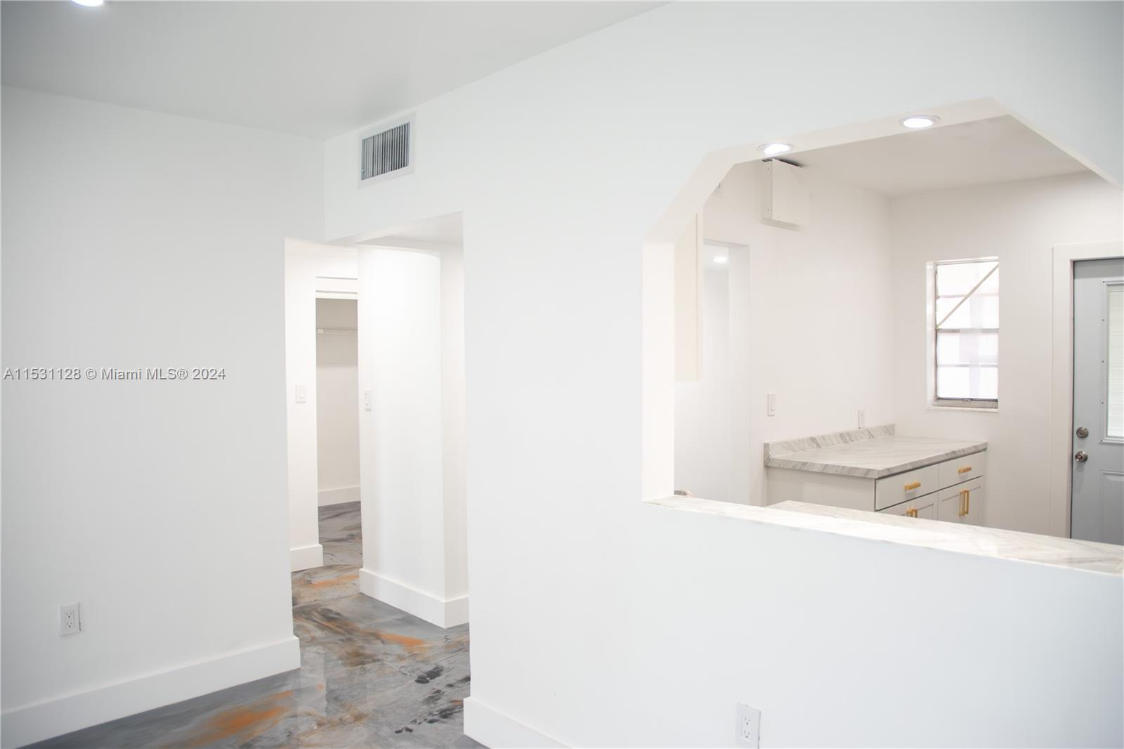 251 NE 187th St 826, Miami, Florida 33179, 1 Bedroom Bedrooms, ,1 BathroomBathrooms,Residential,For Sale,251 NE 187th St 826,A11531128