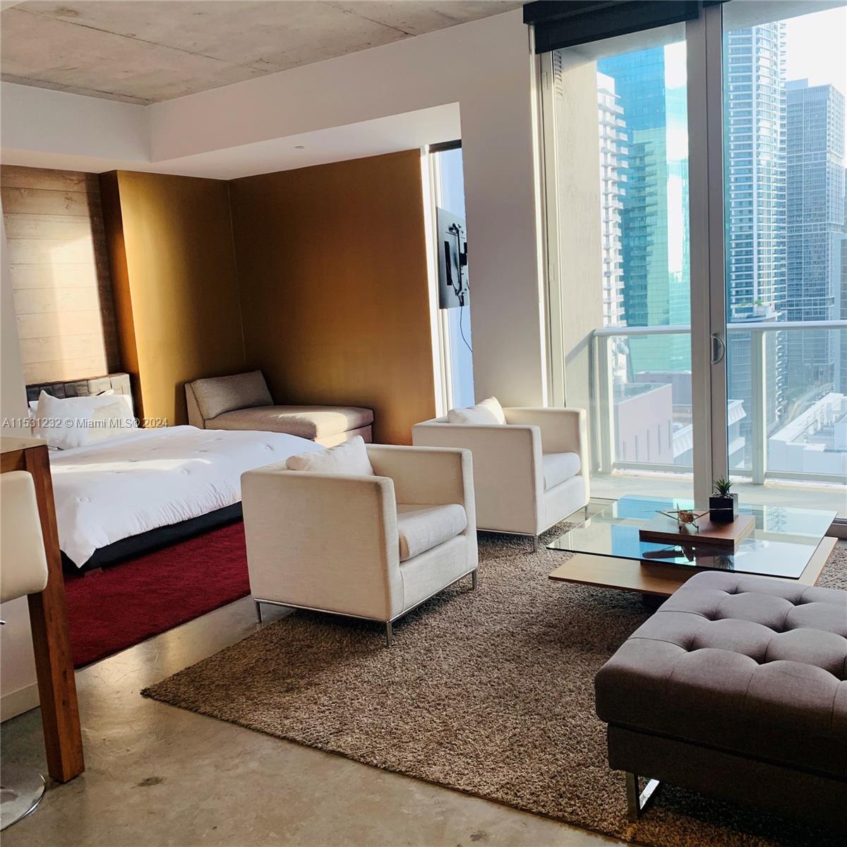 151 SE 1st St 2009, Miami, Florida 33131, 1 Bedroom Bedrooms, ,1 BathroomBathrooms,Residentiallease,For Rent,151 SE 1st St 2009,A11531232