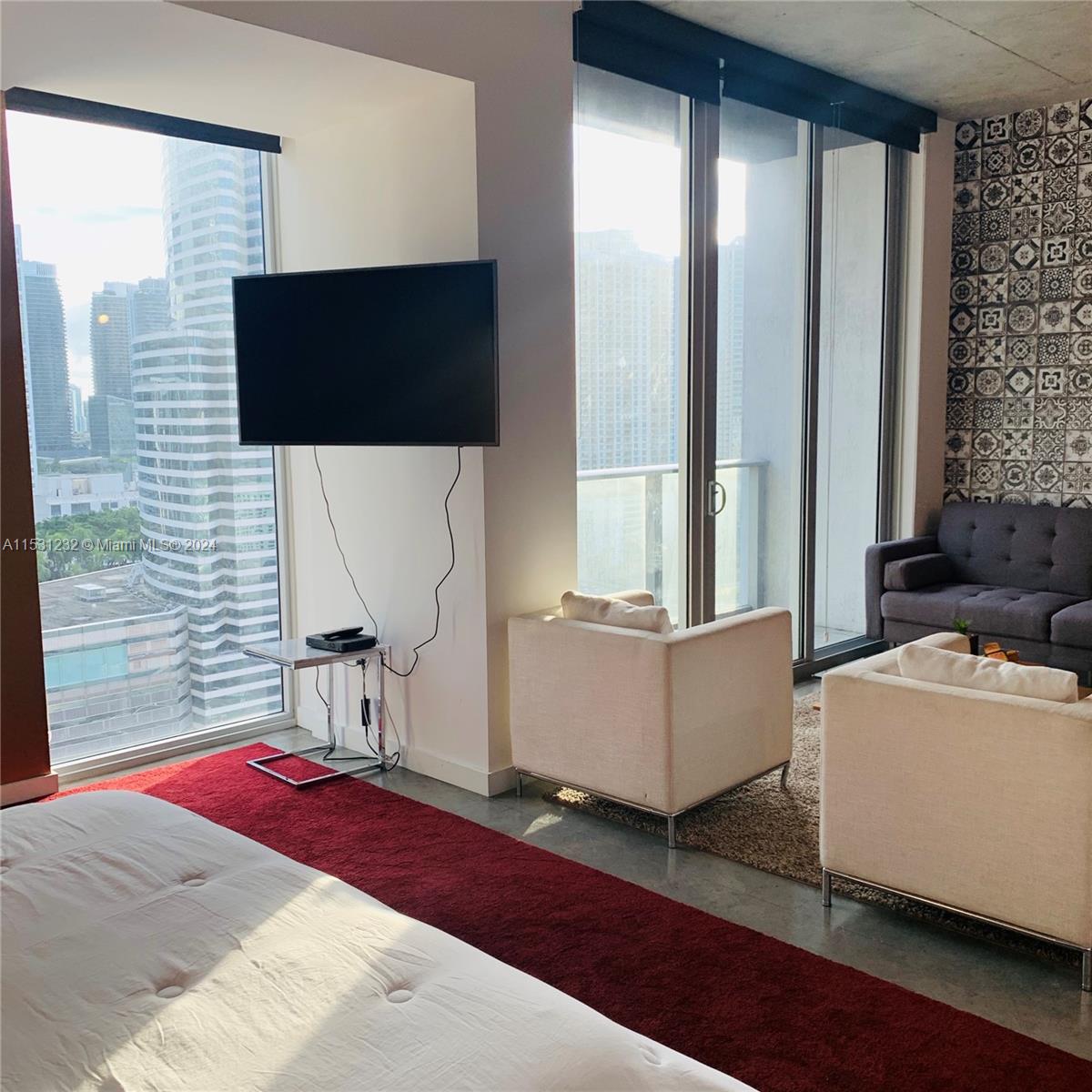 151 SE 1st St 2009, Miami, Florida 33131, 1 Bedroom Bedrooms, ,1 BathroomBathrooms,Residentiallease,For Rent,151 SE 1st St 2009,A11531232