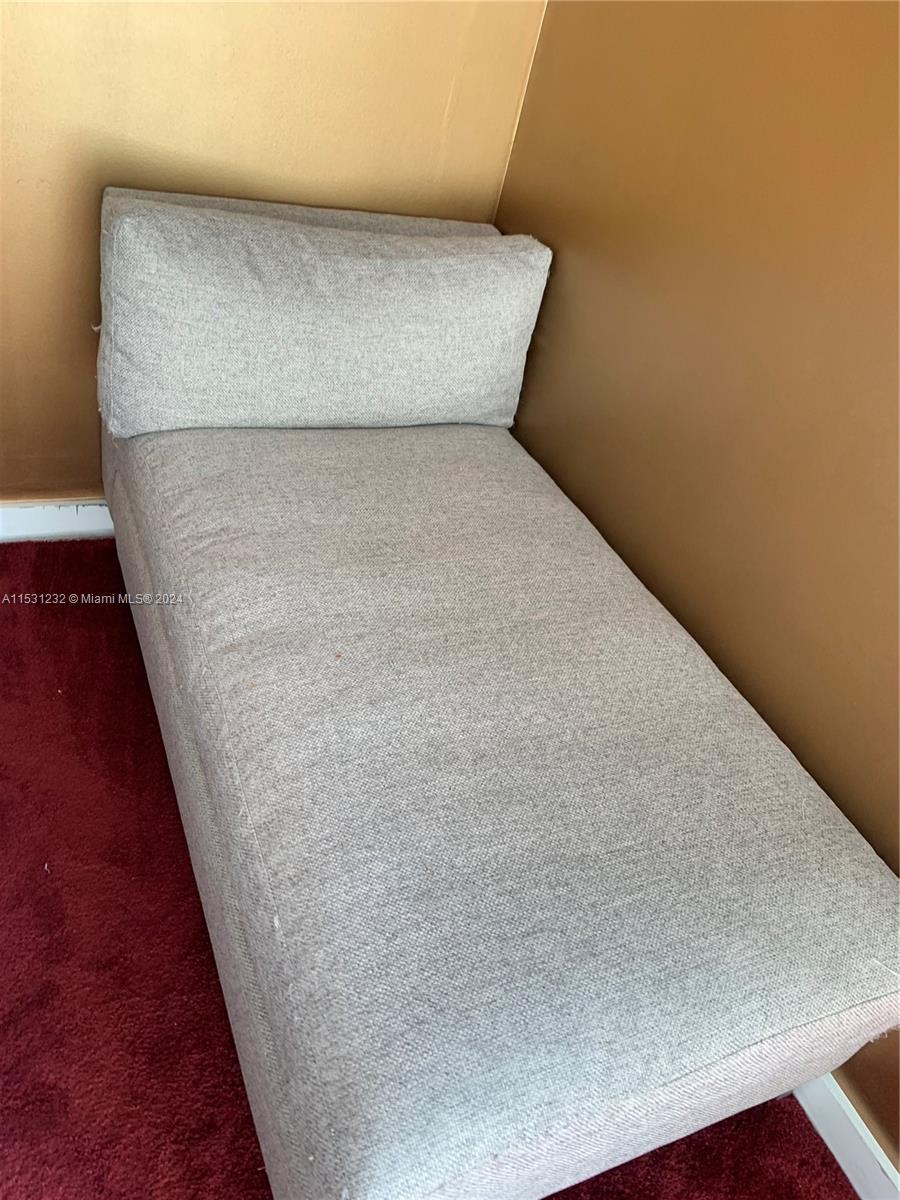 151 SE 1st St 2009, Miami, Florida 33131, 1 Bedroom Bedrooms, ,1 BathroomBathrooms,Residentiallease,For Rent,151 SE 1st St 2009,A11531232