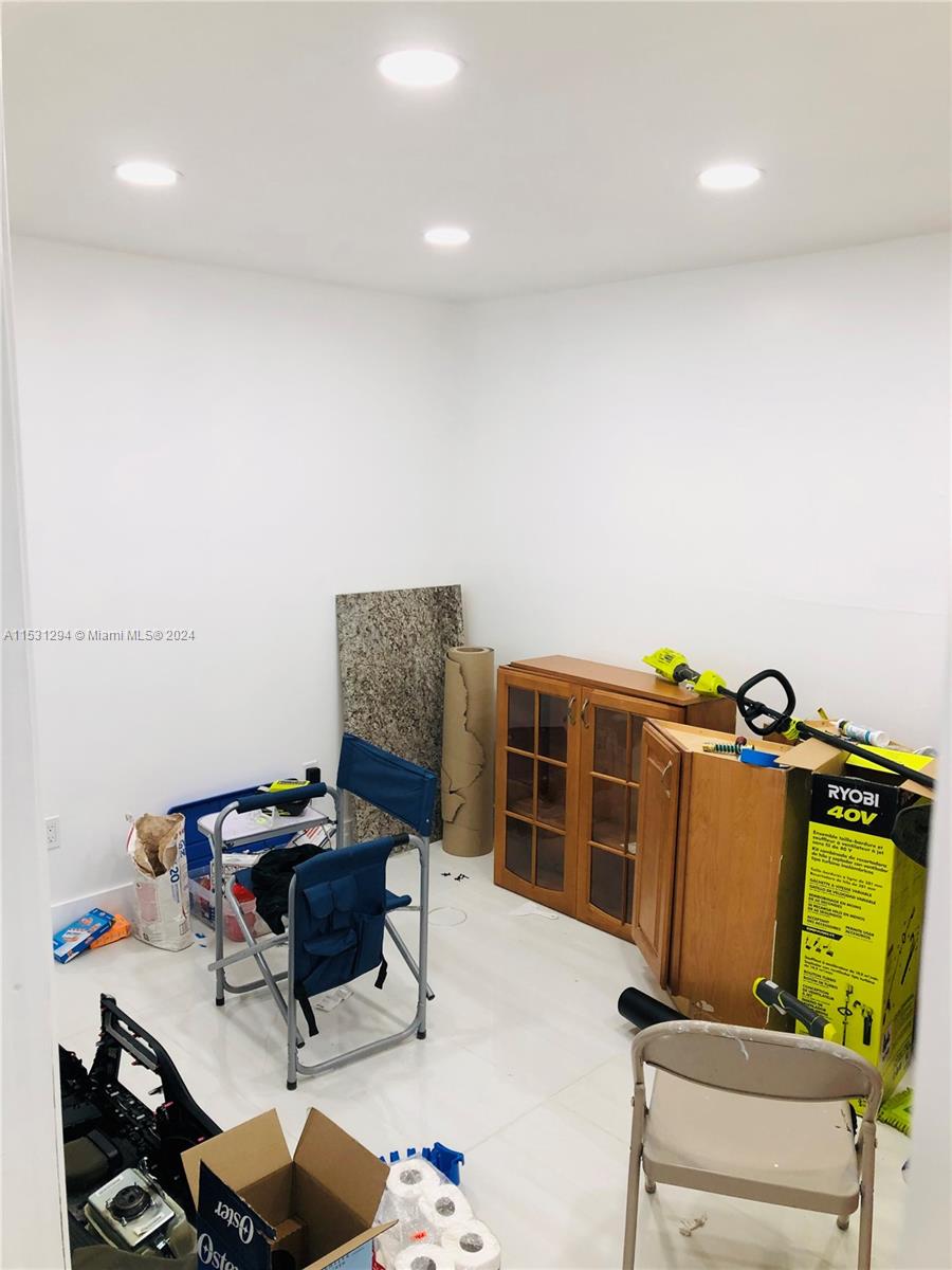 5337 Pembroke Rd, Hollywood, Florida 33021, ,Residentialincome,For Sale,5337 Pembroke Rd,A11531294