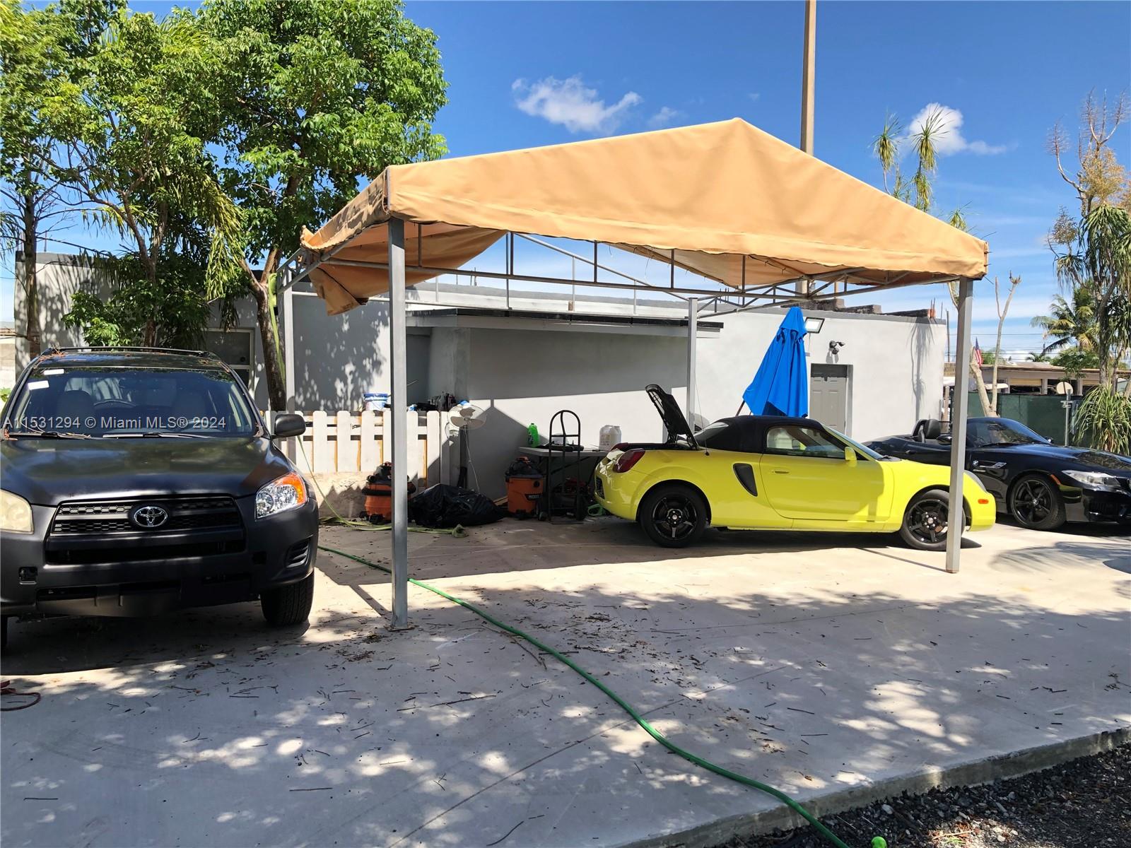5337 Pembroke Rd, Hollywood, Florida 33021, ,Residentialincome,For Sale,5337 Pembroke Rd,A11531294