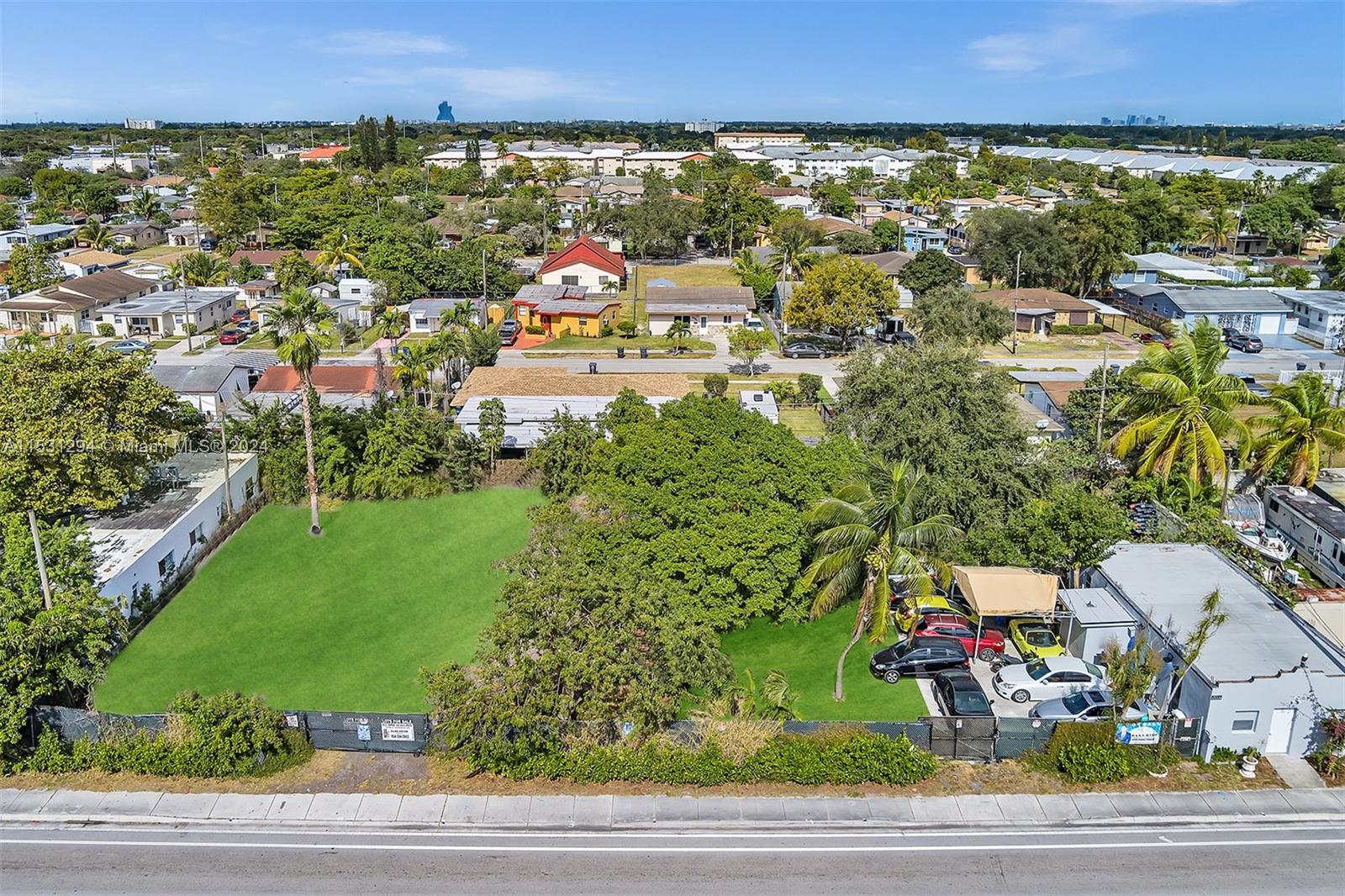 5337 Pembroke Rd, Hollywood, Florida 33021, ,Residentialincome,For Sale,5337 Pembroke Rd,A11531294