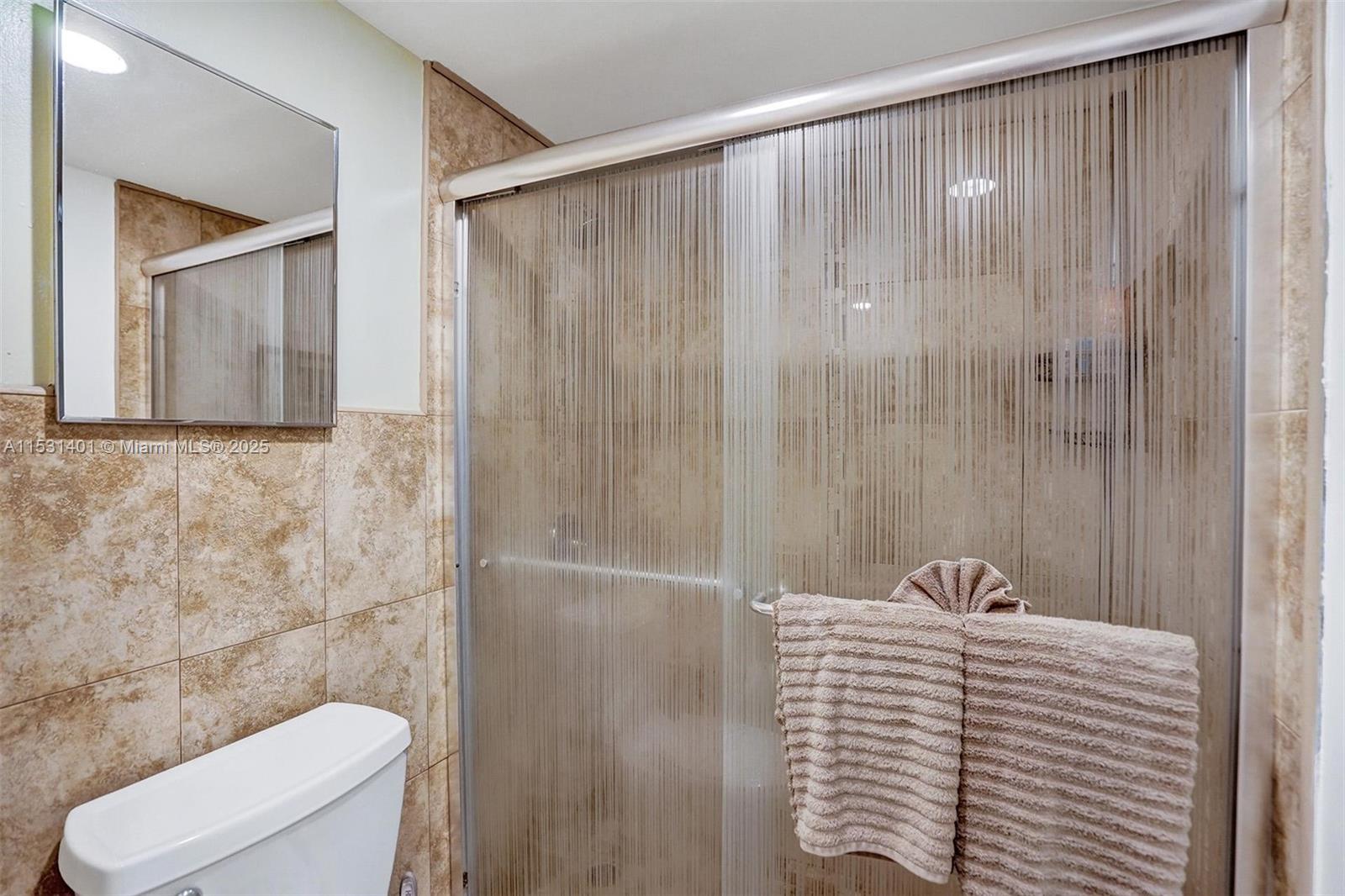 4001 S Ocean Dr 7C, Hollywood, Florida 33019, 1 Bedroom Bedrooms, ,1 BathroomBathrooms,Residentiallease,For Rent,4001 S Ocean Dr 7C,A11531401