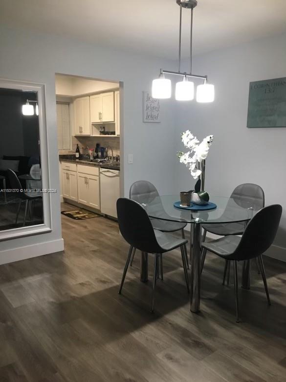2431 SW 82nd Ave 102, Davie, Florida 33324, 2 Bedrooms Bedrooms, ,2 BathroomsBathrooms,Residential,For Sale,2431 SW 82nd Ave 102,A11531370