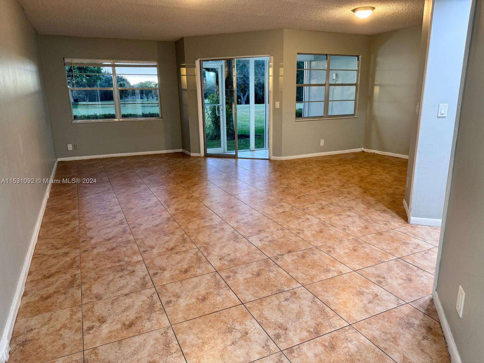1200 SW 125th Ave 113L, Pembroke Pines, Florida 33027, 1 Bedroom Bedrooms, ,1 BathroomBathrooms,Residentiallease,For Rent,1200 SW 125th Ave 113L,A11531092