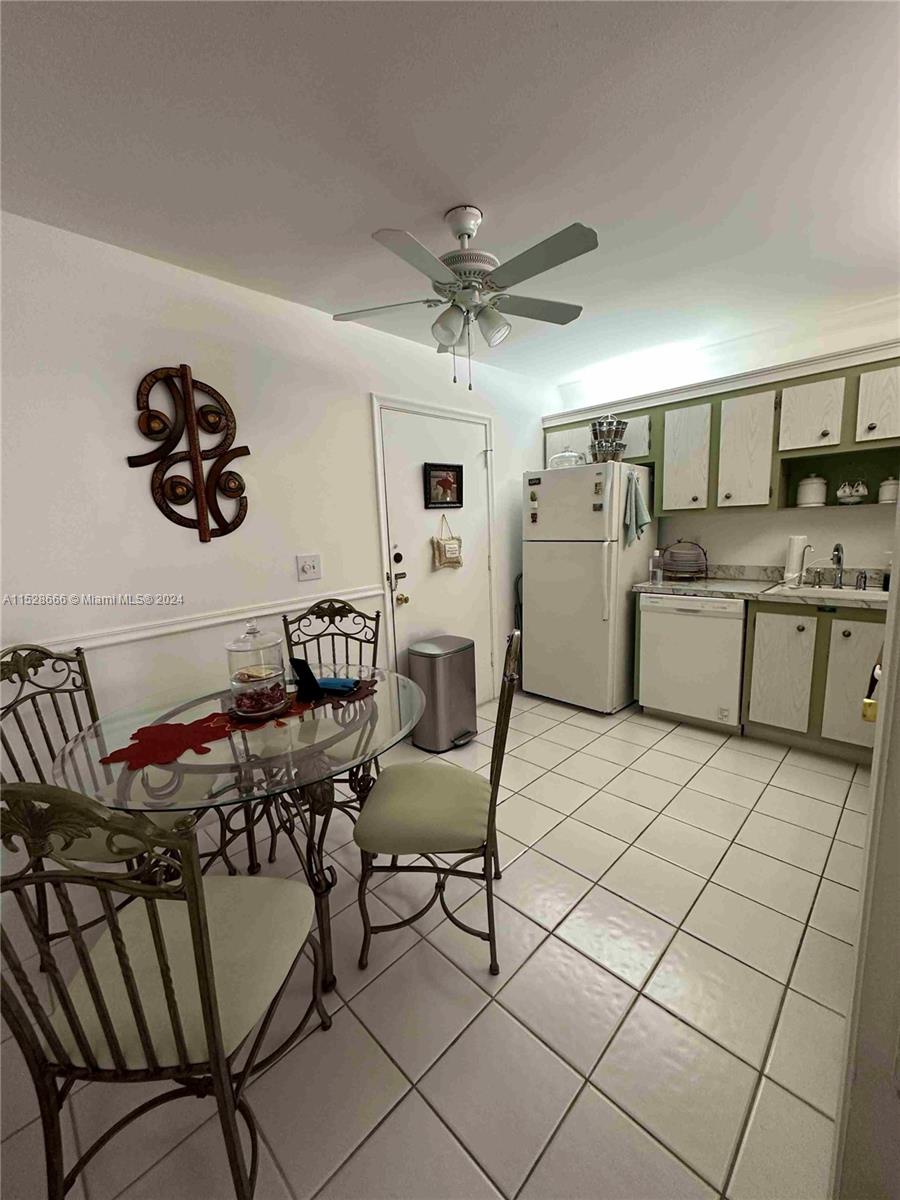 2061 NW 47th Ter 312, Lauderhill, Florida 33313, 1 Bedroom Bedrooms, ,1 BathroomBathrooms,Residential,For Sale,2061 NW 47th Ter 312,A11528666