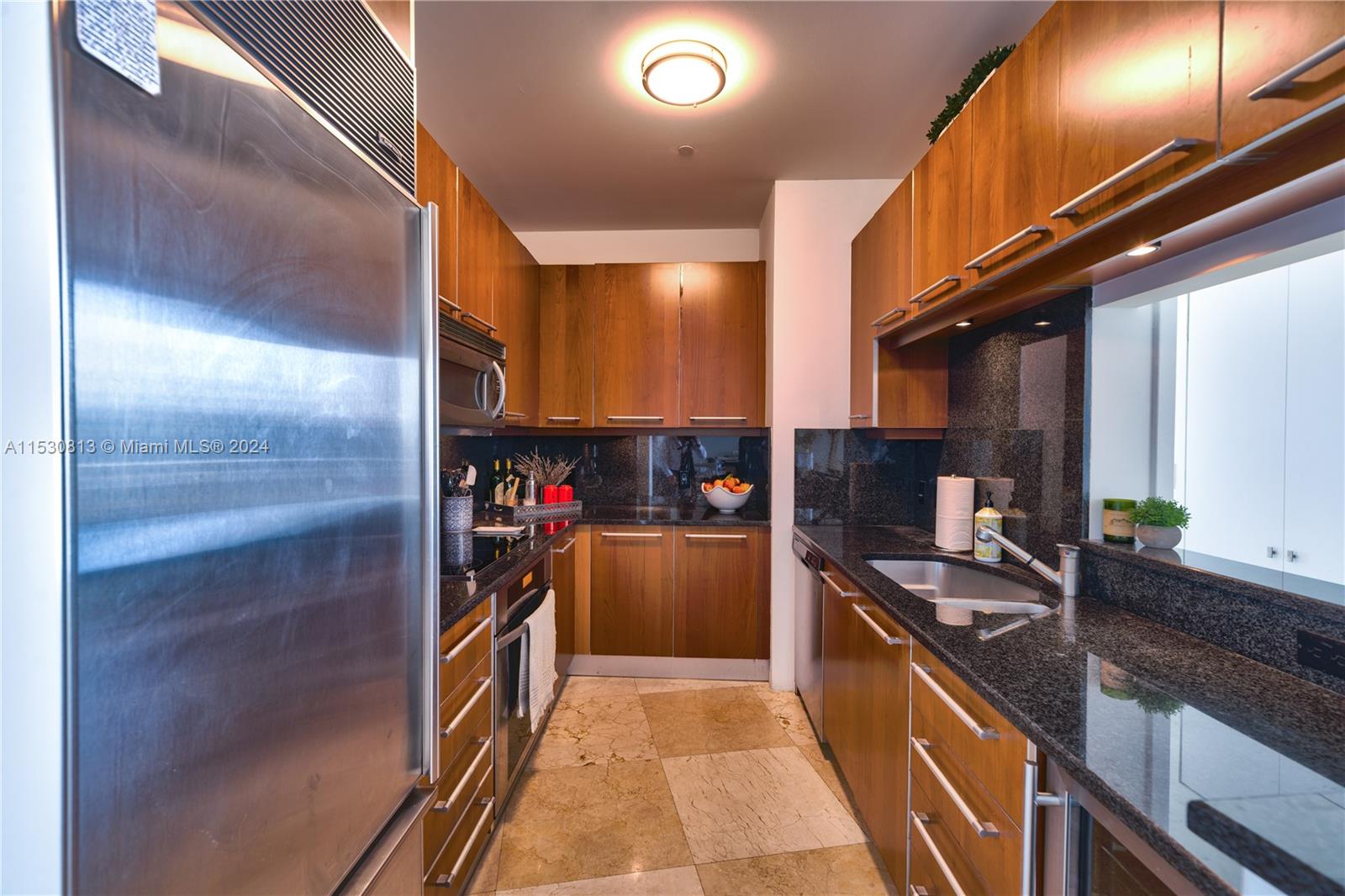 901 Brickell Key Blvd 3301, Miami, Florida 33131, 1 Bedroom Bedrooms, ,1 BathroomBathrooms,Residentiallease,For Rent,901 Brickell Key Blvd 3301,A11530813
