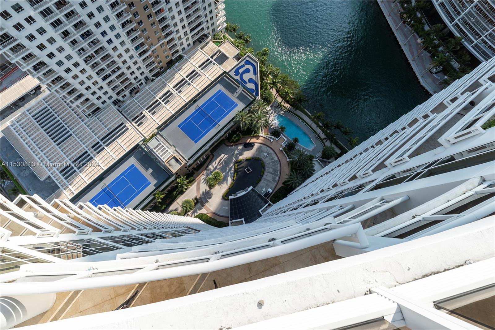 901 Brickell Key Blvd 3301, Miami, Florida 33131, 1 Bedroom Bedrooms, ,1 BathroomBathrooms,Residentiallease,For Rent,901 Brickell Key Blvd 3301,A11530813