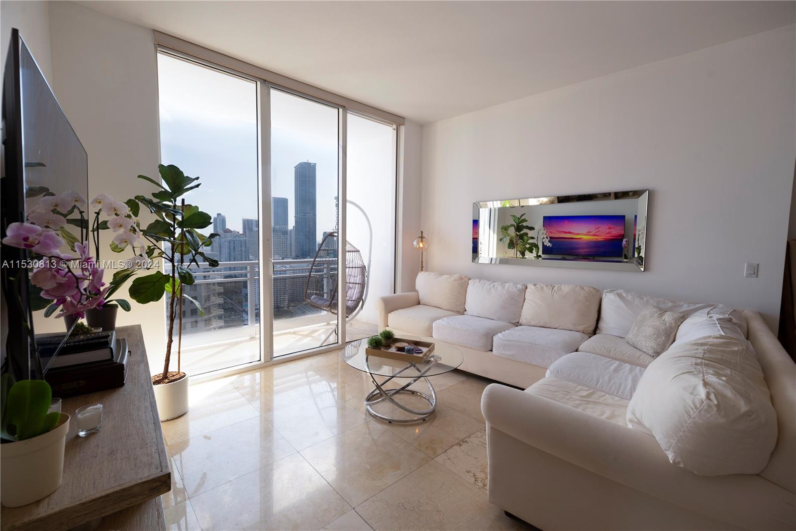 901 Brickell Key Blvd 3301, Miami, Florida 33131, 1 Bedroom Bedrooms, ,1 BathroomBathrooms,Residentiallease,For Rent,901 Brickell Key Blvd 3301,A11530813
